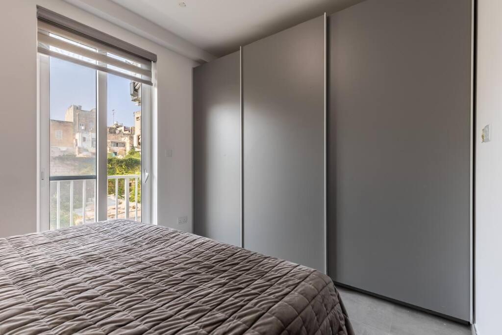 Nocturnal Elegance Apartment By Solea Sliema Exterior photo